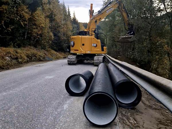 Fylkesveg 6560 Haukdalsvegen. Bilde