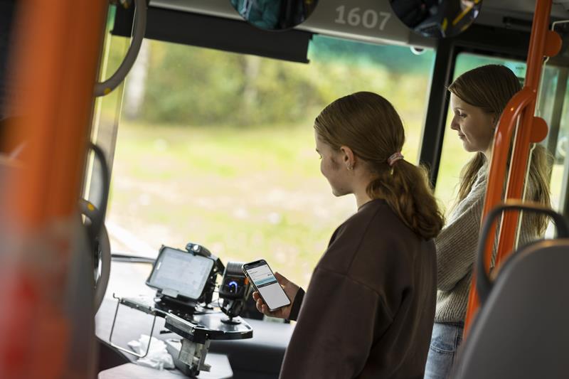 skoleskyss, barn på buss